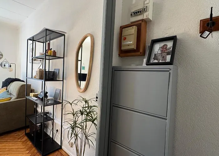 Cosy Avec Balcon Et Piscine A - Fr-1-555-115