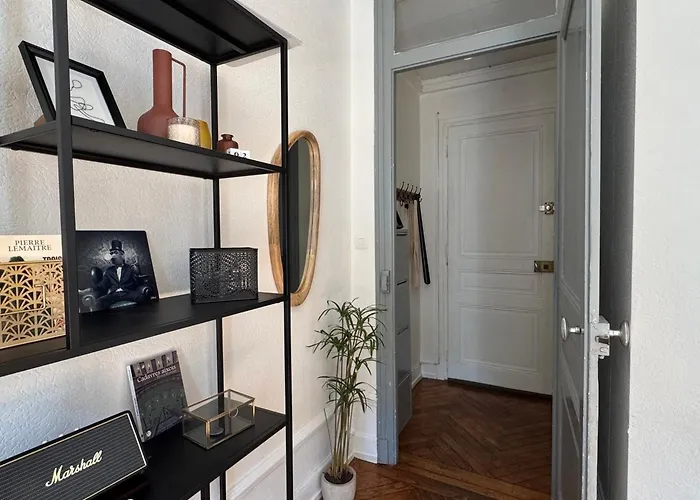 Apartment Cosy Avec Balcon Et Piscine A - Fr-1-555-115